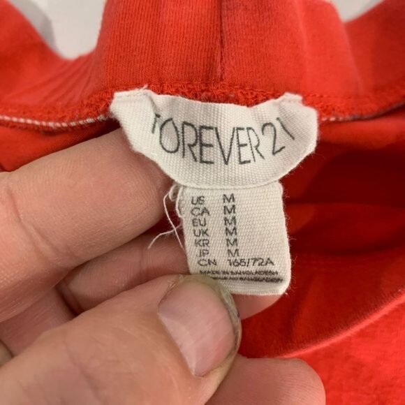 Forever 21 Women's Red Mini Flared Mini Skirt Size Medium - Picture 2 of 7